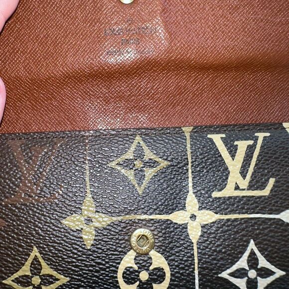 Custom Painted Authentic Louis Vuitton International Snap Wallet - Picture 12 of 17